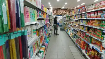 El consumo no levanta: el número que golpea el bolsillo de las familias