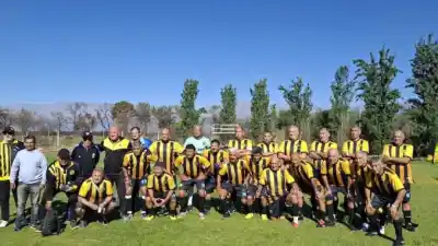 Vendieron empanadas y pollos para viajar a Salta: el equipo formoseño que volvió con la copa bajo el brazo