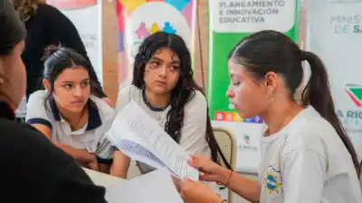 La salud mental llegó a las aulas: más de 100 estudiantes compiten en unas olimpiadas que ya generan alerta