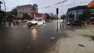 Alerta amarilla en Tucumán: el granizo sorprendió en la ruta de la tormenta