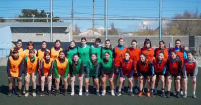 25 futbolistas, una semana y un boleto en juego: Santa Cruz define su selección