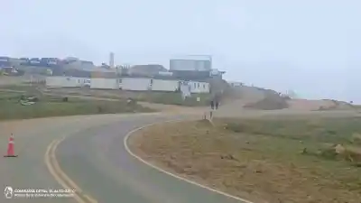 Iba en moto por la Ruta 42 y una maniobra en el asfalto terminó de la peor manera