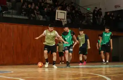 El Ushuaia Joven 2026 ya tiene campeones: los colegios que se llevaron los títulos de fútsal y quemado