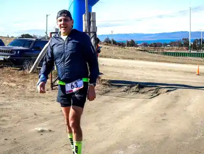Un veterano se llevó la carrera por apenas 5 segundos y una mujer se metió en el top 5 de la general