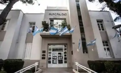 Denuncia un sobreprecio de $350 millones en las viviendas para los damnificados del cerro Hermitte