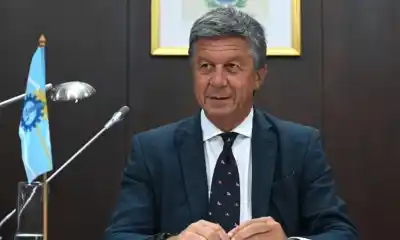 Menna cruzó a Luque por Gaiman: "El PJ se está proscribiendo solo"