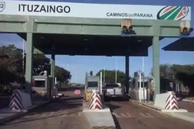 El peaje de la Ruta 12 en Ituzaingó cambia para siempre: ya no se paga en efectivo y hay una modalidad que cuesta la mitad