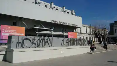 La internaron con quemaduras y cinco días después cayó un sospechoso: qué encontraron en su casa