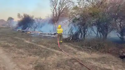 Formosa: el funcionario que combate el fuego reveló qué prefiere antes que un avión hidrante