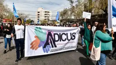 El gremio docente dice que se enteró del amparo por los medios y ya tiene listo otro paro