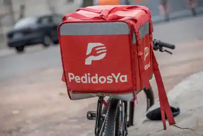 Manejan delivery en Comodoro y esto ganan por semana: las horas y la app deciden