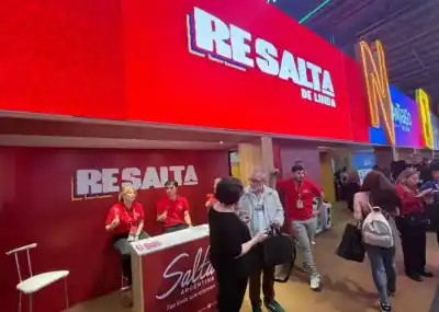 Salta fue a la FIT con 28 empresas y 14 municipios: el anuncio que los sorprendió al llegar