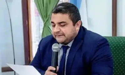 Intendente recibe amenazas mafiosas por WhatsApp que apuntan a su familia