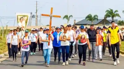 Paraná: la caminata de 13 kilómetros que ya suma cientos de mujeres
