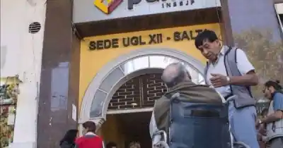 Jubilados del PAMI: el médico que los atiende no va a estar y la razón indigna