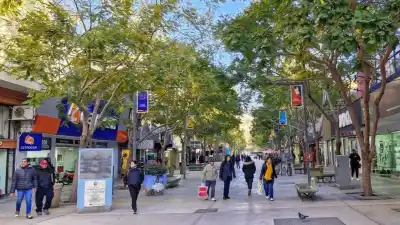 El comercio de San Juan se juega una carta clave: la ruleta que puede cambiar tus compras
