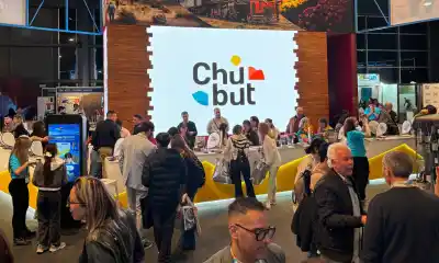 Chubut copó la FIT con más de 60 expositores y un anuncio que cambia los viajes desde Trelew