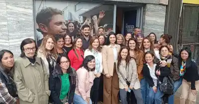 Una ministra de Kicillof desembarcó en Mendoza y dejó una fecha clave para el armado de Axel