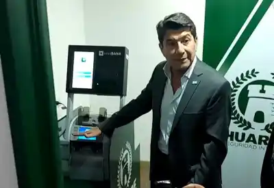 El viaje de 200 kilómetros que los vecinos de Rodeo ya no tendrán que hacer para depositar plata