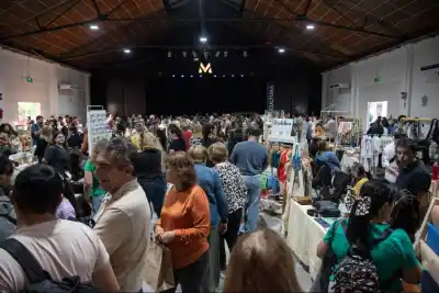 Vuelve el Mercado Urbano a Río Cuarto: el paseo que se llena de gente los domingos
