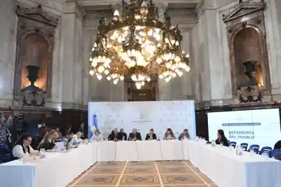 Presentaron una denuncia penal contra la comisión que debe designar al Defensor del Pueblo: quiénes son los legisladores pampeanos señalados