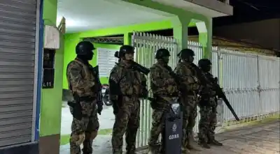 Se hacía pasar por "Mario Peredo" para cerrar negocios: le encontraron 4.400 dólares y cayó en un operativo que llegó a otra provincia