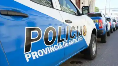 Llamó al 911 por su hijo y la policía encontró algo peor que una simple discusión familiar