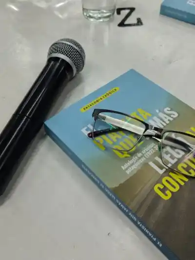 Un libro reúne 17 crónicas que muestran la Patagonia que casi nadie cuenta