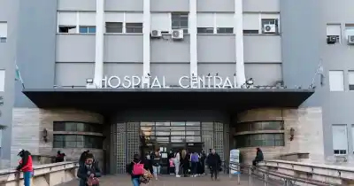 Un motociclista chocó en Las Heras y horas después llegó la peor noticia desde el Hospital Central