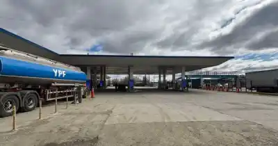 YPF vuelve a tocar los precios en Río Gallegos y los surtidores amanecen con otra pizarra