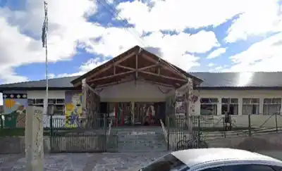 Gas pimienta en una escuela de Esquel: lo que encontró la policía cuando llegó