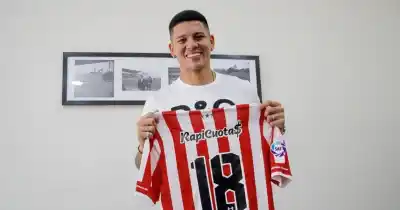 Rojo quiere volver al Pincha, pero en Racing se plantaron: "de acá no se mueve"