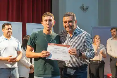 Terminaron un curso de gastronomía y ahora el barrio Francisco II tiene una chance que no esperaban