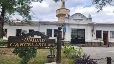Auditoría en el penal de Villa Las Rosas: lo que apareció dentro de un inodoro