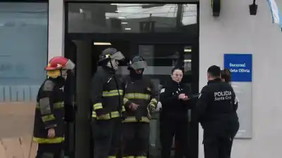 Alerta en el Banco Nación de Caleta Olivia: evacuaron a todos y revisaron hasta el techo