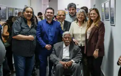 El fotógrafo que retrató a Angelelli: la Legislatura reconoció casi 70 años de historia