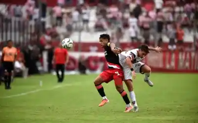El Santo no pudo sostener la ventaja en un partido clave de la Primera Nacional