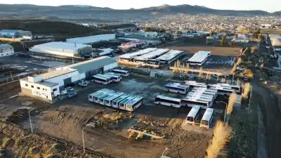 Los 26 colectivos de MR ya tienen títulos, pero el Municipio frenó todo: la deuda que nadie quiere asumir