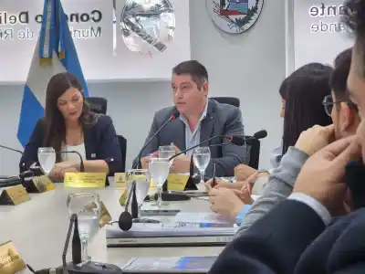 El intendente de Río Grande reclamó lo que la Provincia le debe y los concejales quedaron en el medio