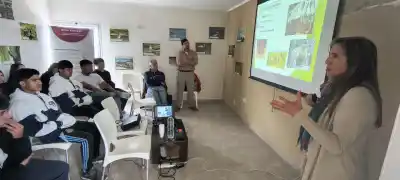 Productores y pumas cara a cara: el encuentro en el sitio Ramsar que busca evitar un conflicto histórico