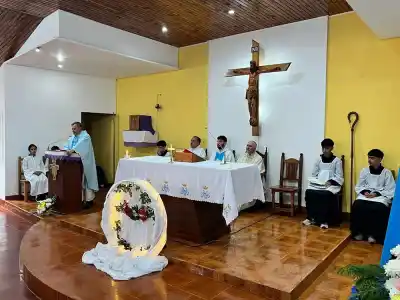 El cura que construyó una iglesia en Oberá se va y nadie sabe quién terminará la obra