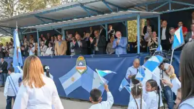 Cien años de esfuerzo en Laguna Naineck: el mensaje que sorprendió en pleno festejo