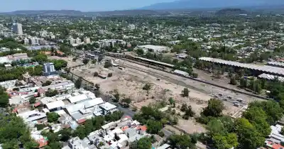 Mendoza quiere quedarse con la subasta de un predio clave: la carta que le mandó a la Nación