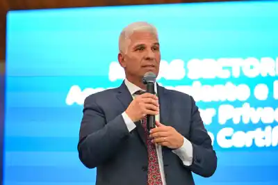Poggi anunció que el sector privado tendrá un alivio que nadie esperaba