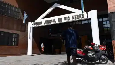 Fue al hospital por un balazo en la cara y salió detenido: la Justicia tomó una decisión que complica a su defensor