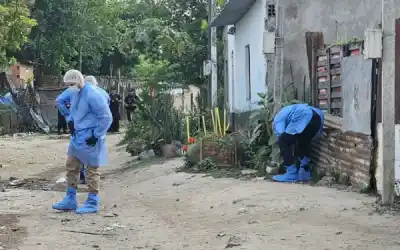 La balacera en Barranquitas que dejó una viuda y una hija herida: quién es el quinto sospechoso que no encuentran
