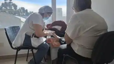 Caleta Olivia: abren un servicio gratuito de podología para vecinos que no tienen obra social