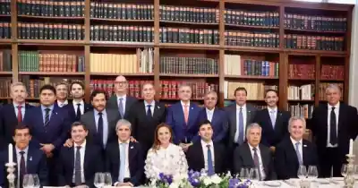 Saenz viajó a París con un objetivo claro: "Buscamos inversiones"