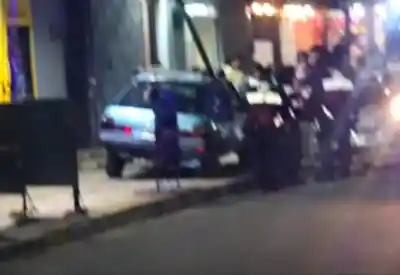 Cerrillos: perdió el control del auto y atropelló a varias personas