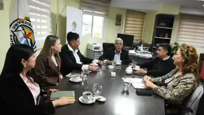 UNCA y La Plata, tras un acuerdo que cambiaría la vida de los estudiantes de residencias